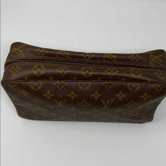 Authentic Louis Vuitton Cosmetic Pouch Vintage - Picture 4 of 13